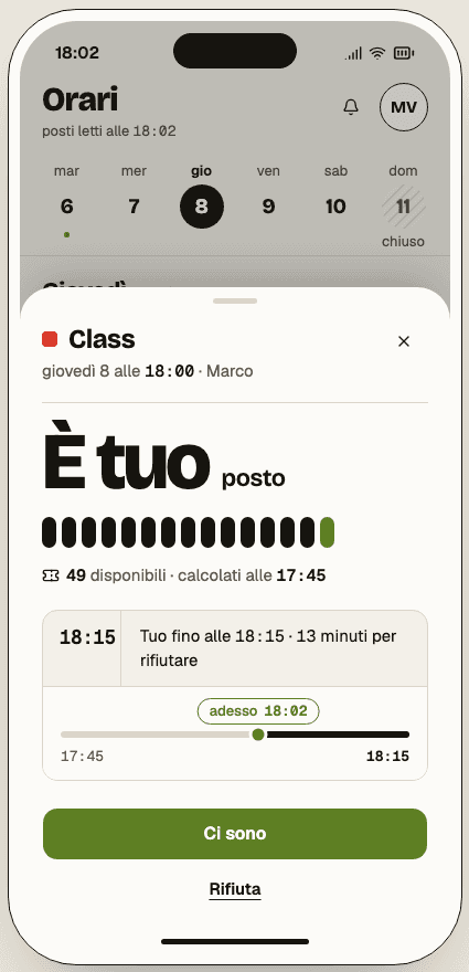 Il gestionale del 21Lab sul telefono, un posto liberato in una classe piena con tredici minuti per accettarlo